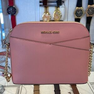 MICHAEL KORS 
Jet Set Travel Medium Dome Crossbody Bag XCROSS XBODY
Primrose
NWT